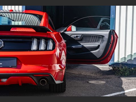 Ford Mustang 5.0 Mustang GT Auto 2dr 8