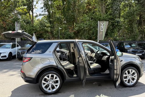 Land Rover Discovery Sport HSE MHEV -PAN ROOF -APPLE CARPLAY -MERIDIAN -ELECTRIC TOWBAR 22