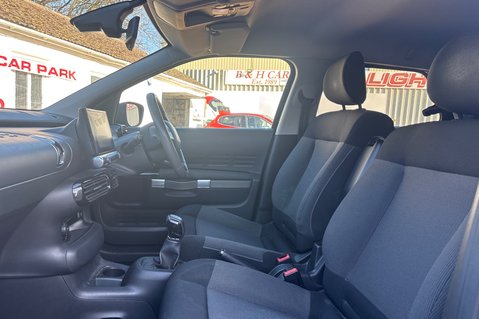 Citroen C4 Cactus BLUEHDI FLAIR..LAST OWNER 8 YEARS WITH 10 MAIN DEALER SERVICES.. 13