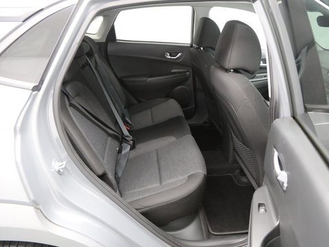 Hyundai KONA 39kWh Premium Auto 5dr (10.5kW Charger) 23