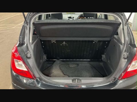 Vauxhall Corsa 1.4 Corsa Design AC Auto 5dr 14