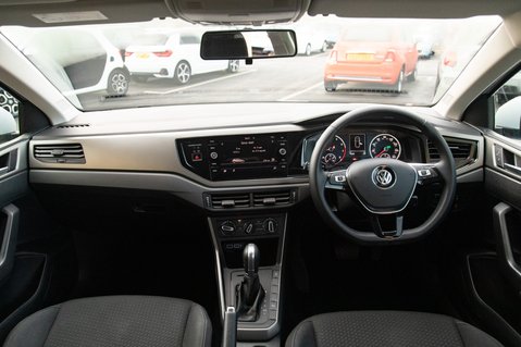 Volkswagen Polo SE TSI DSG 3
