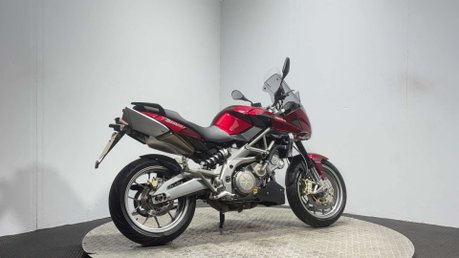 Aprilia Shiver GT 2011 ONLY 20K 1 OWNER NEW MOT VERY CLEAN SUPERMOTO 750CC 2