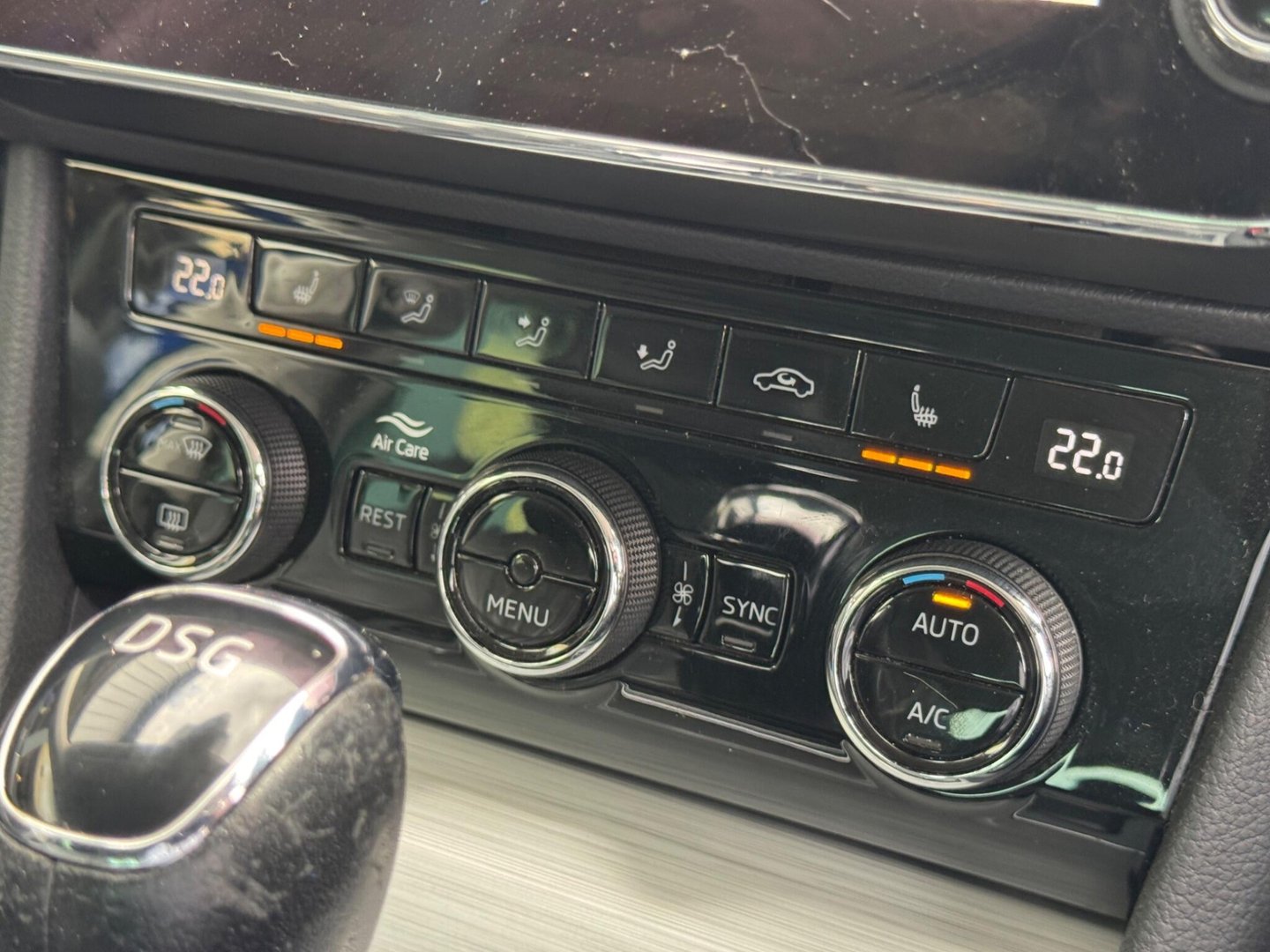2019 Skoda Superb — image 22