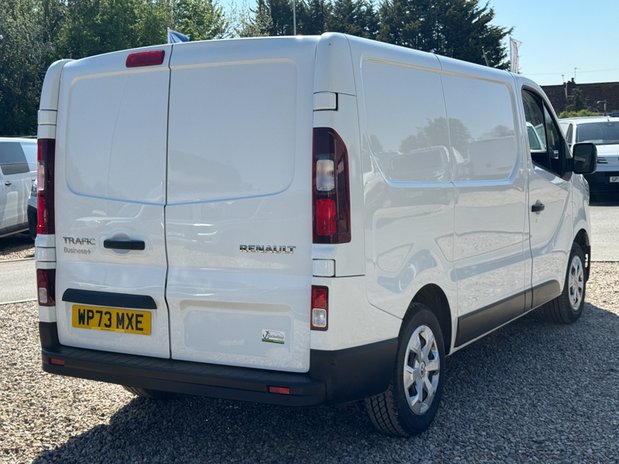 Renault Trafic SWB L1H1 Low Roof Business Plus SL28 Air Con Camera Sensors Euro 6 6