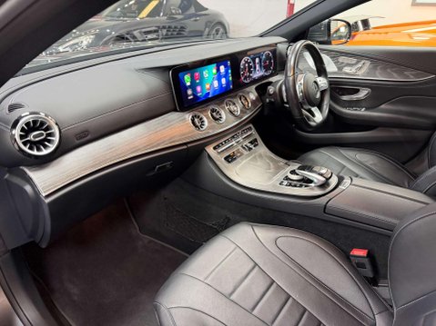 Mercedes-Benz CLS 2.0 CLS300d AMG Line (Premium Plus) Coupe 4dr Diesel G-Tronic Euro 6 (s/s) 40