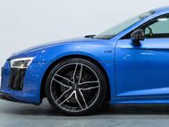 Audi R8 5.2 FSI V10 Coupe 2dr Petrol S Tronic quattro Euro 6 (s/s) (540 ps) 26