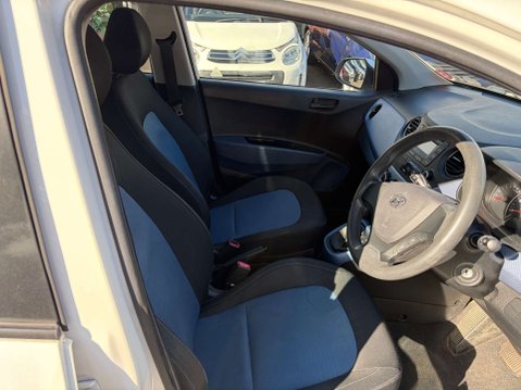 Hyundai i10 1.2 SE Hatchback 5dr Petrol Auto Euro 5 (87 ps) 9