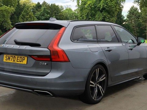Volvo V90 2.0 D5 R-Design Plus Auto AWD Euro 6 (s/s) 5dr 9