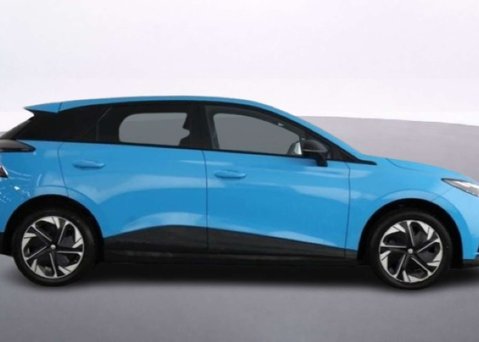 MG MG4 64kWh Trophy Long Range Hatchback 5dr Electric Auto (203 ps) 8