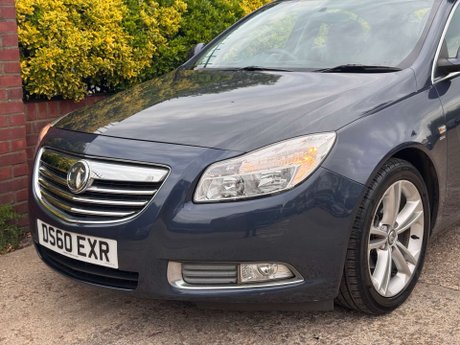 Vauxhall Insignia 1.8 Insignia SRi 5dr 2