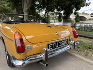MG B ROADSTER 81