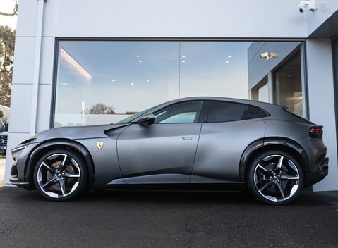 Ferrari Purosangue 3