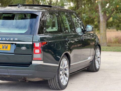 Land Rover Range Rover 4.4 Range Rover Vogue SDV8 Auto 4WD 5dr 19