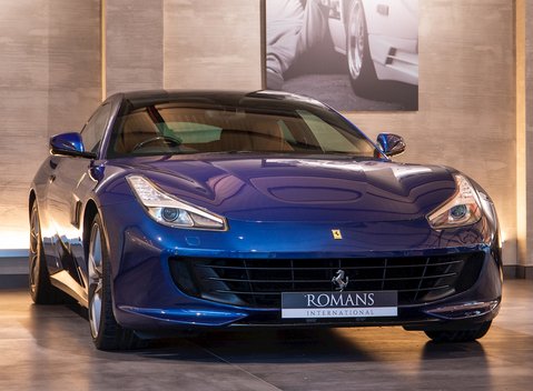 Ferrari GTC4 Lusso T 1