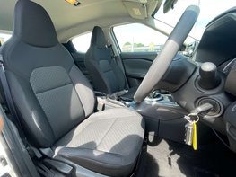 Nissan Juke 1.0 Juke Visia DiG-T 5dr 46