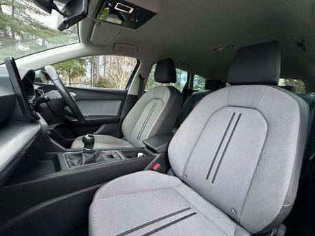 SEAT Leon 2.0 TDI SE Dynamic Euro 6 (s/s) 5dr 