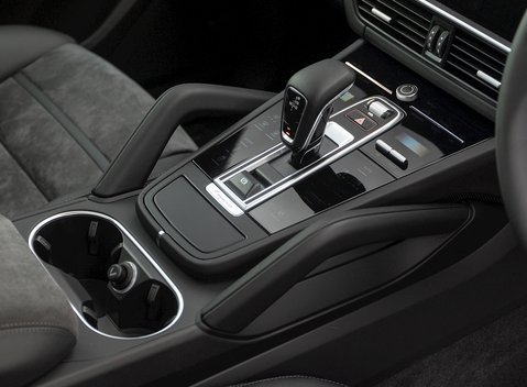 Porsche Cayenne GTS Coupé 22