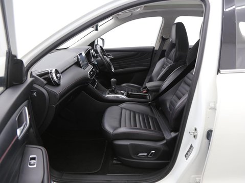 MG HS 1.5 T-GDI Exclusive Euro 6 (s/s) 5dr 21