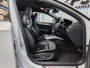 Audi RS4 4.2 FSI V8 Estate 5dr Petrol S Tronic quattro Euro 5 (450 ps) 40