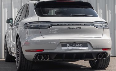 Porsche Macan GTS 3