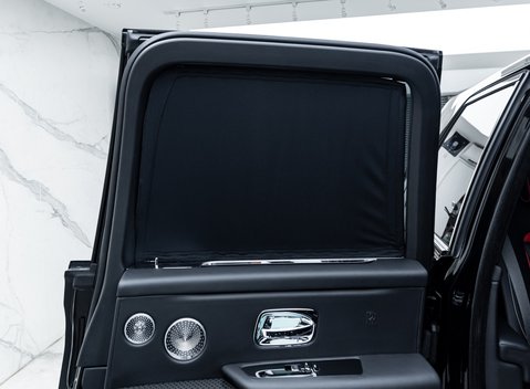 Rolls-Royce Cullinan BLACK BADGE 39