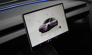 Tesla Model 3 RWD GROK AI Rear Screen Heated & Vented Seats Premium Sound One Owner VAT Q 22