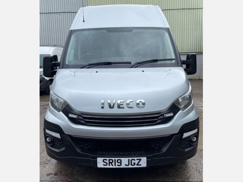Iveco Daily 2.3D HPI 14V Business 35S 3520 Panel Van 5dr Diesel HiMatic MWB H2 Euro 6 ( 2