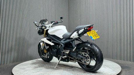 Triumph Street Triple 2013 ONLY 19K, QUICKSHIFTER, ARROW PIPE, NEW MOT 6