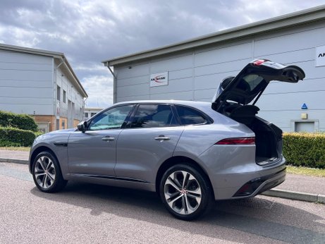 Jaguar F-Pace 2.0 D200 MHEV R-Dynamic HSE Auto AWD Euro 6 (s/s) 5dr 41