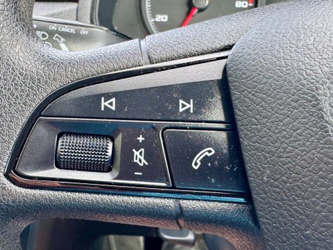 SEAT Ibiza MPI S 21