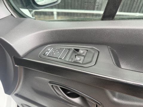 Renault Trafic SL28 BUSINESS PLUS DCI 30
