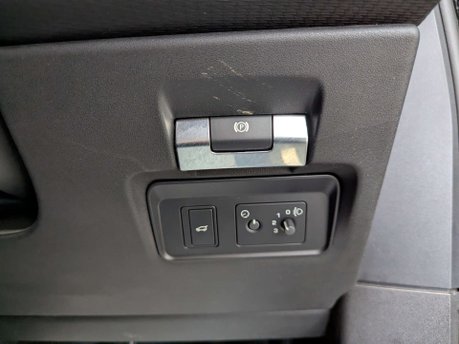 Land Rover Range Rover Evoque 2.0 Range Rover Evoque R-Dynamic S D Auto 4WD 5dr 79