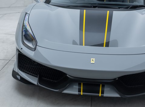 Ferrari 488 Pista Spider 33