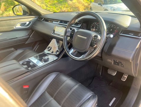 Land Rover Range Rover Velar 3.0 Range Rover Velar R-Dynamic HSE D300 Auto 4WD 5dr 11
