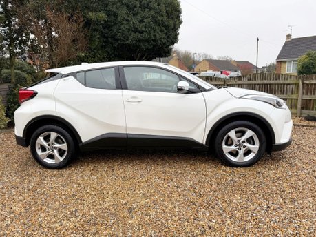 Toyota C-HR 1.2 VVT-i Icon Euro 6 (s/s) 5dr 4