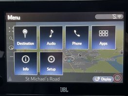 Toyota Hilux 2.8 HI-Luxury Invincible X D-4D 4WD Double Cab Auto 4WD 5dr 36