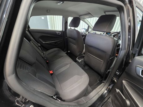 Ford Fiesta 1.6 Zetec Hatchback 5dr Petrol Powershift Euro 5 (105 ps) 18