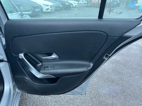 Mercedes-Benz A Class 1.5 A180d Sport (Executive) Hatchback 5dr Diesel 7G-DCT Euro 6 (s/s) (116 p 25