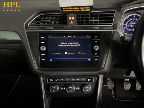 Volkswagen Tiguan 2.0 TDI SEL SUV 5dr Diesel Manual Euro 6 (s/s) (150 ps) 18