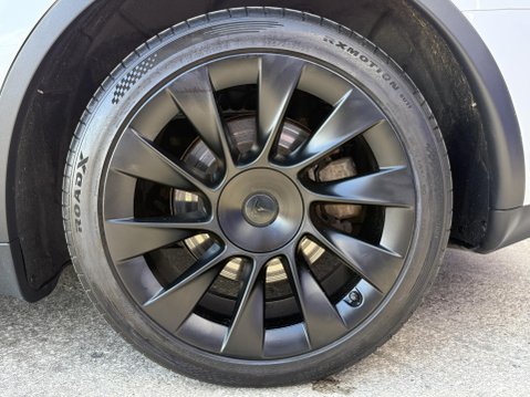 Tesla Model Y (Dual Motor) Long Range SUV 5dr Electric Auto 4WDE (384 bhp) 16
