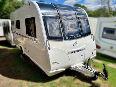 Bailey Pegasus Genoa GT70  3