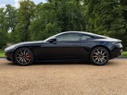 Aston Martin DB11 V8 8