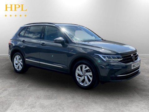 Volkswagen Tiguan 1.5 TSI Life SUV 5dr Petrol DSG Euro 6 (s/s) (150 ps) 1