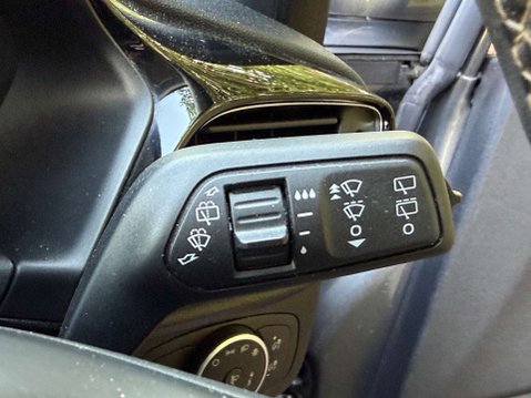Ford Fiesta 1.1 Fiesta Zetec 3dr 40