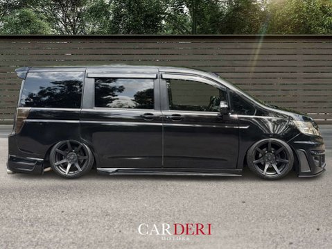 Honda Stepwagon AUTO 5