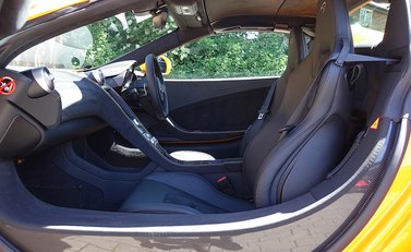 McLaren MP4-12C Spider 16