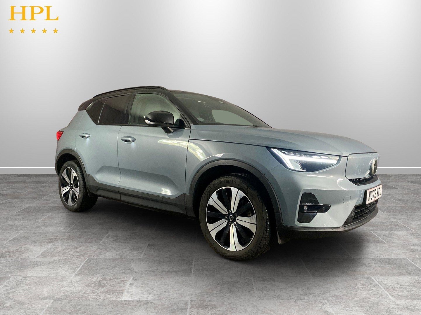 2023 Volvo XC40