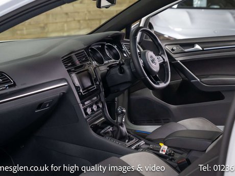 Volkswagen Golf 2.0 Golf R 4WD 3dr 12