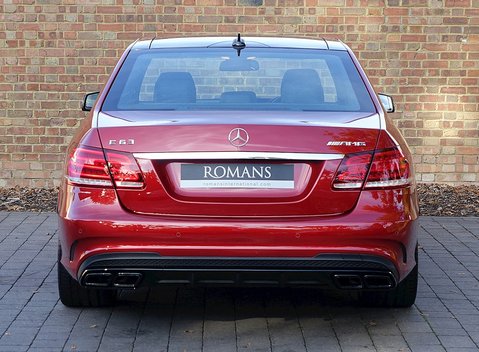 Mercedes-Benz E Class AMG 13